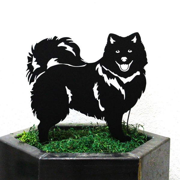 Keeshond Corten steel dog silhouette, matte black finish – My Metal Rescue