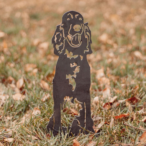 English Setter Corten steel dog silhouette, raw polished steel finish, shown outdoors – My Metal Rescue