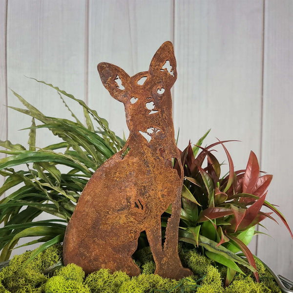 Chihuahua Corten steel dog silhouette, rusted patina finish – My Metal Rescue