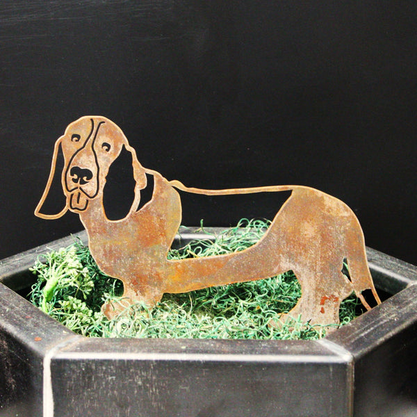 Basset Hound Corten steel dog silhouette, rusted patina finish – My Metal Rescue